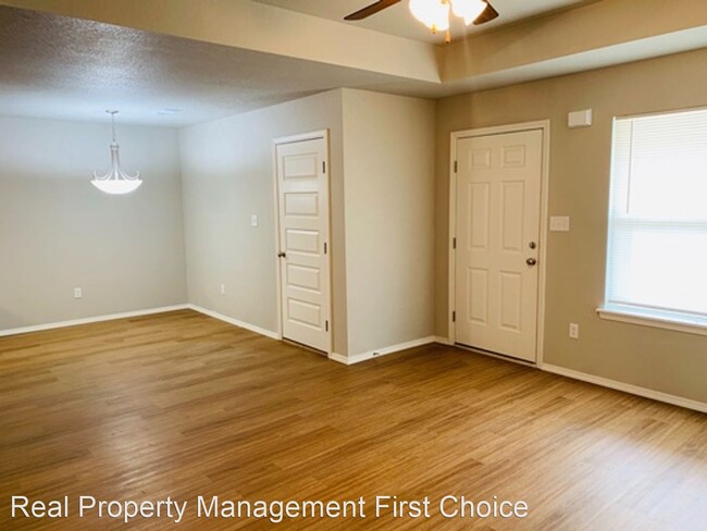 Foto del edificio - 3 br, 2 bath House - 2121 Ingalls Lane Side A