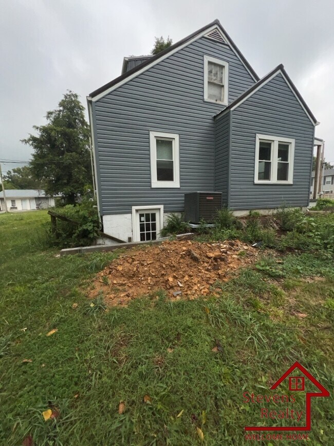 Building Photo - 1308 Virginia Ave