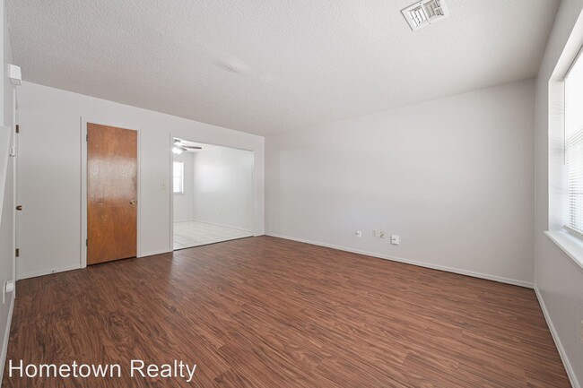 Foto del edificio - 2 br, 1.5 bath House - 2612 Elwood Drive