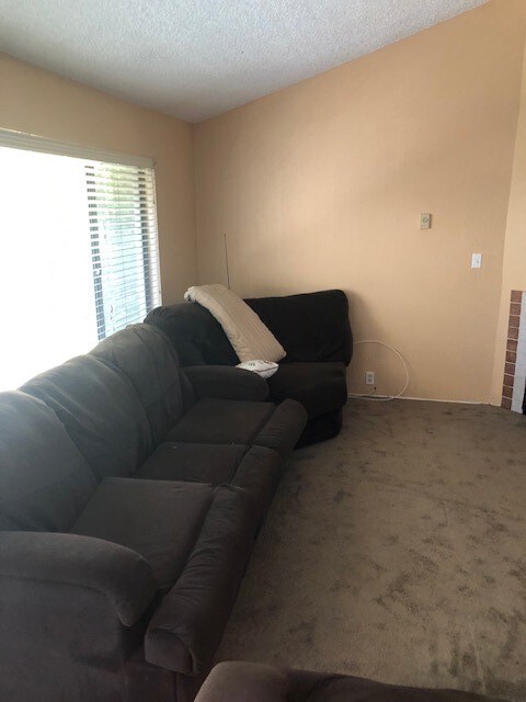 Foto del edificio - 646 Coronado Ave