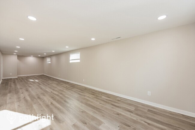 Foto del edificio - 906 Arrawanna Street, Colorado Springs, CO...
