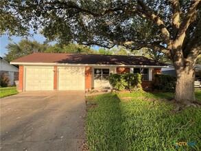 Building Photo - 4612 Camellia Ln