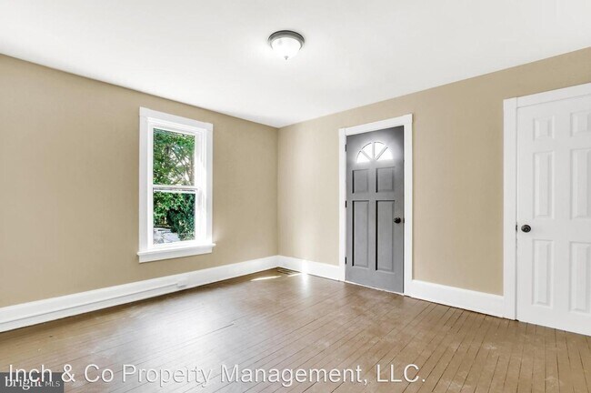 Foto del edificio - 3 br, 1 bath House - 2716 Lexington St