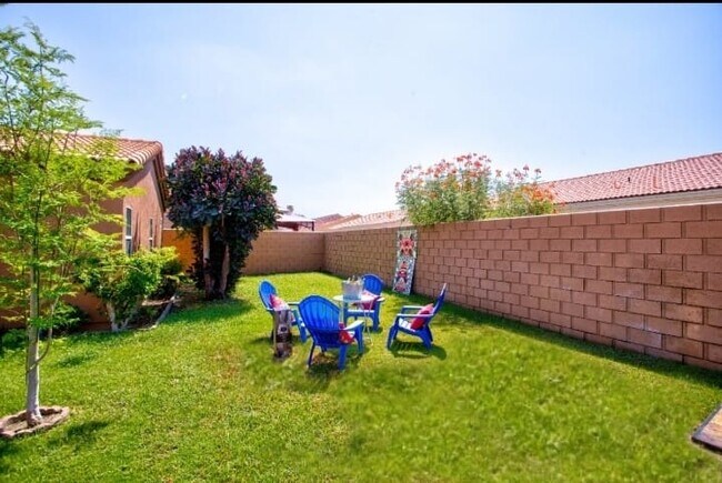 Foto del edificio - 47611 Toro Peak Ct