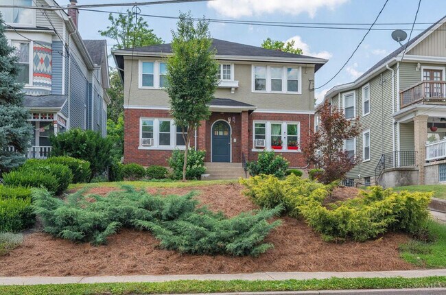 Foto del edificio - 1535 Blair Ave