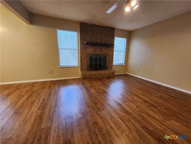 Foto del edificio - 929 Ohio Ave
