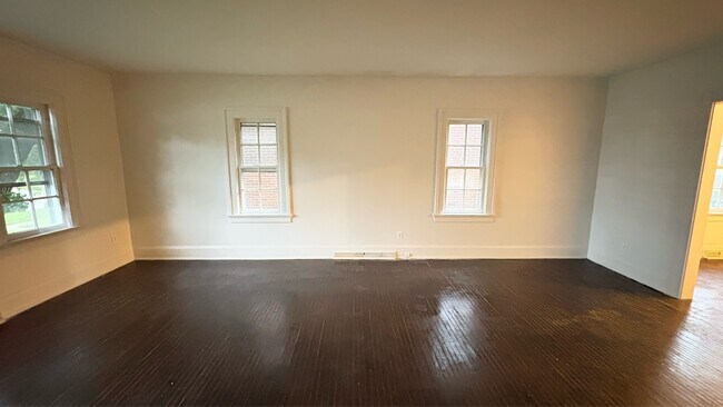 Foto del edificio - 3037 Algonquin Pkwy