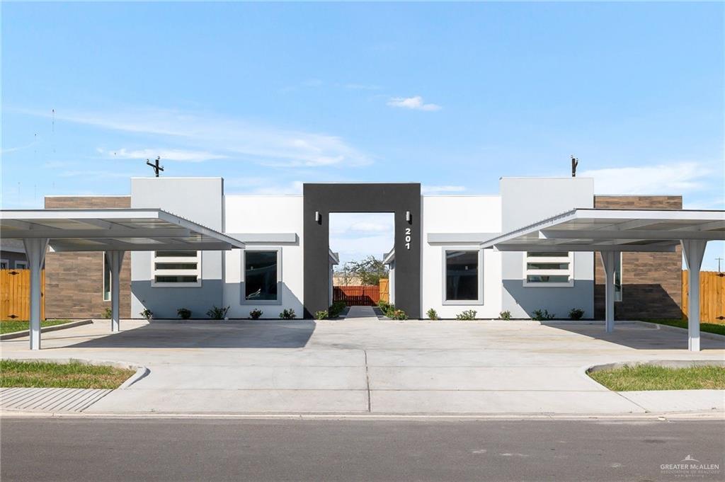 Foto principal - 300 W Rutherford Ave