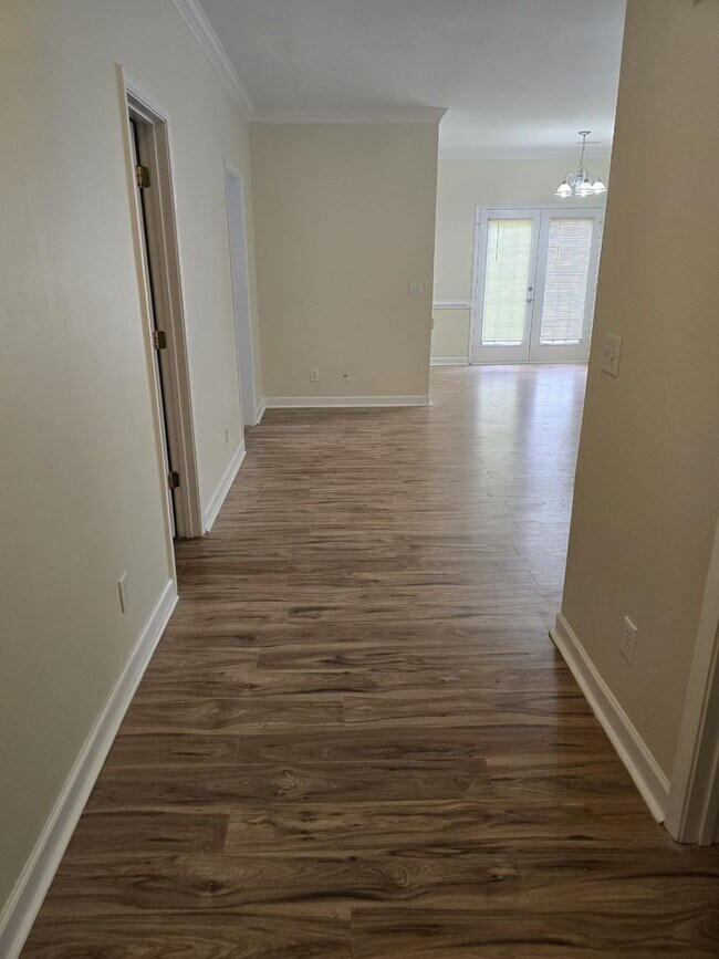 Foto del edificio - Residential Home Located in Vermillion with 3BR/2.5BA