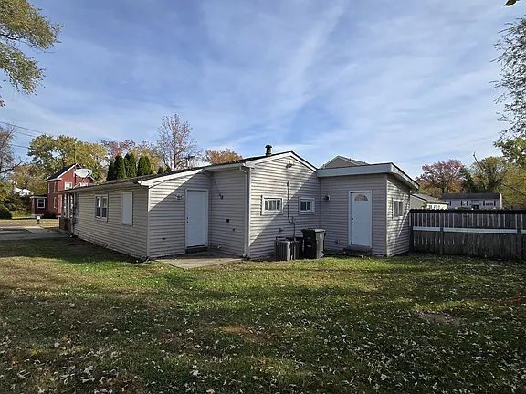 Foto del edificio - 3 bedroom 1.5 bathrooms Rancher.