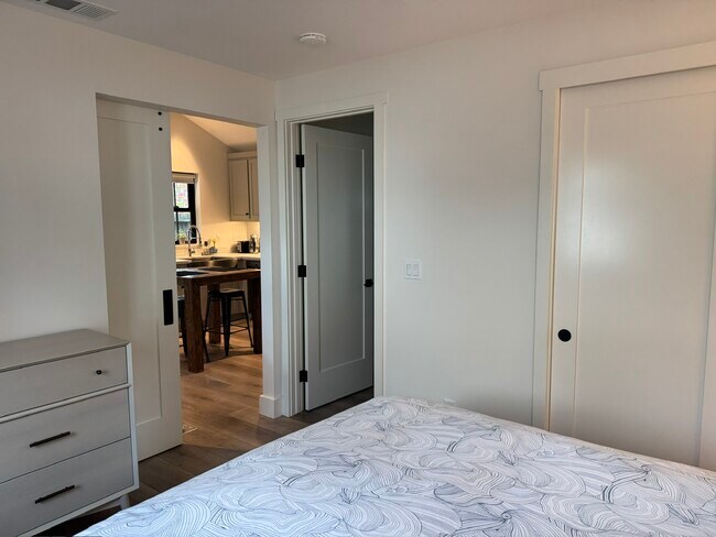 Foto del edificio - 125 Kennedy Ln