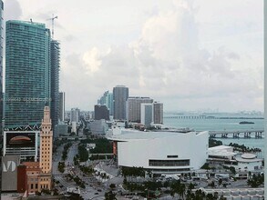 Building Photo - 253 NE 2nd St