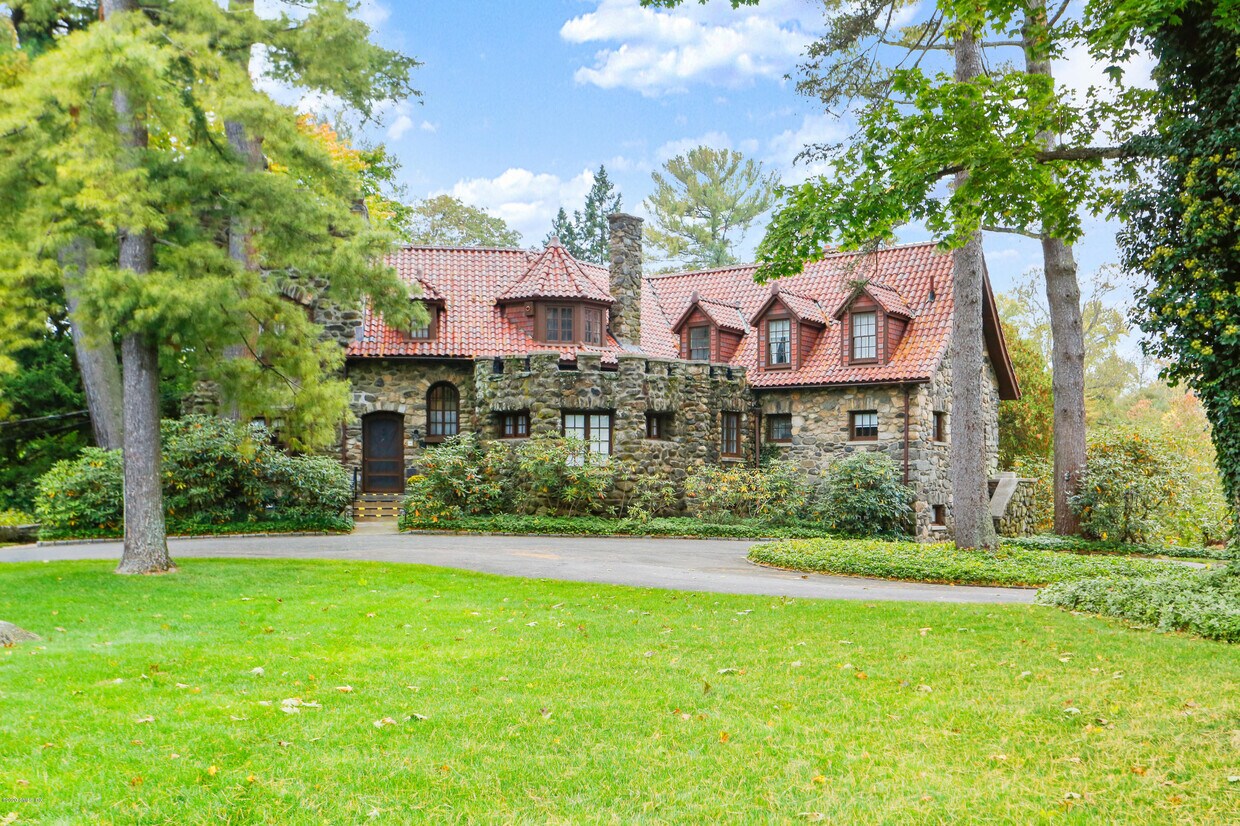 Foto principal - 546 Lake Ave