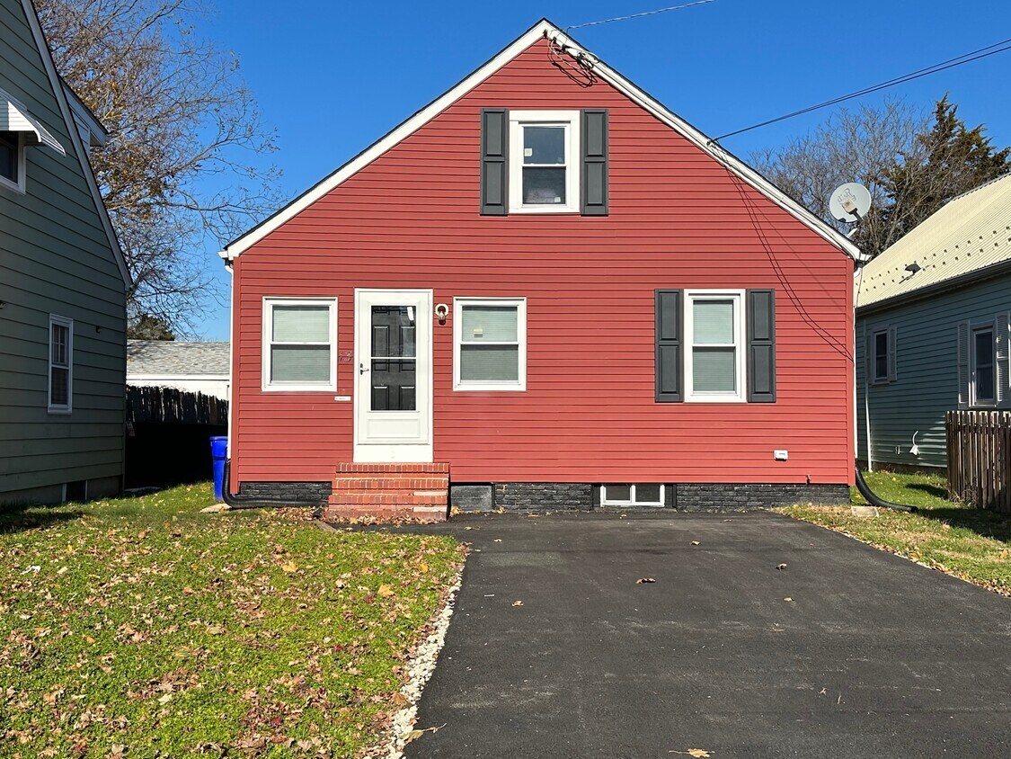 13 St Agnes St, Frederica, DE 19946 House for Rent in Frederica, DE