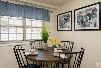 3BR, 1BA -1125 SF - Somerset Woods Townhomes