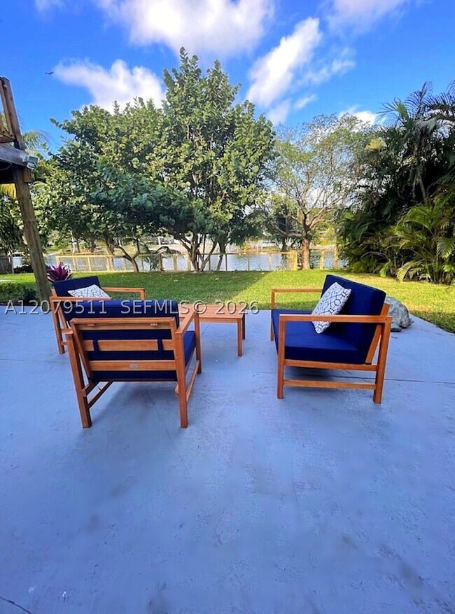 Foto del edificio - 4311 SW 31st Dr