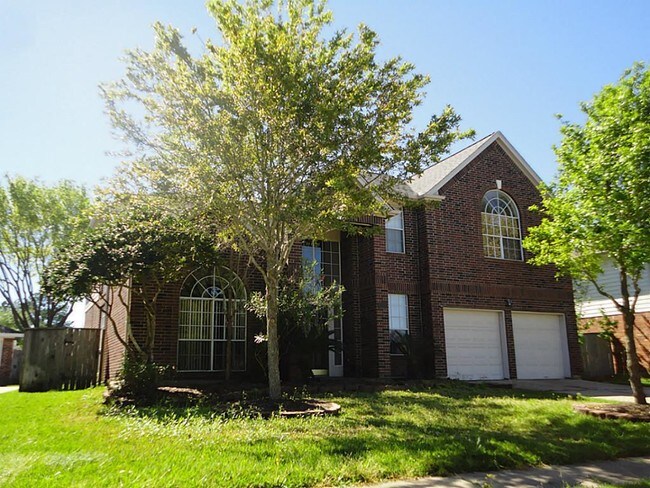 Foto del edificio - 6626 Knoll Park Dr