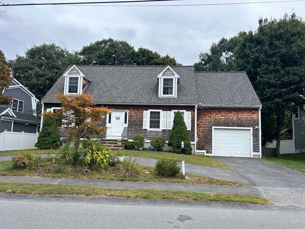 Primary Photo - 36 Peacedale Rd