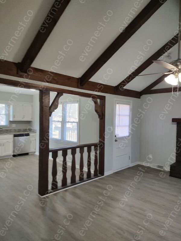 Building Photo - 7600 E 133rd Terrace
