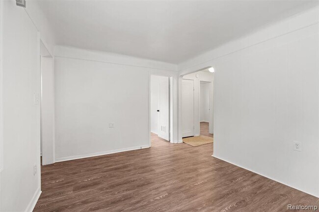 Foto del edificio - 13263 Frazho Rd