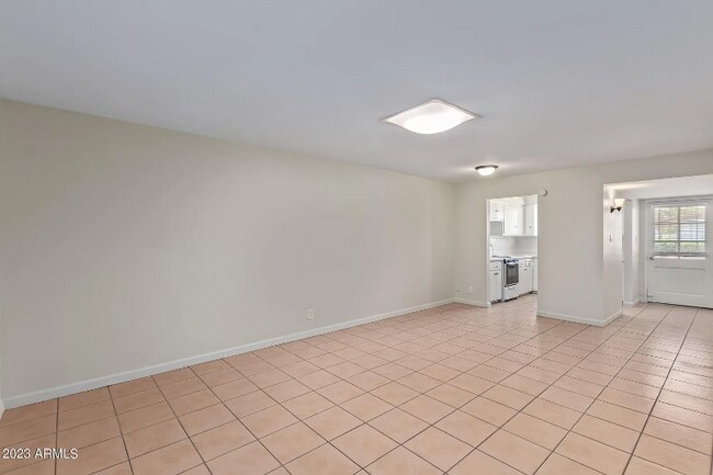 Foto del edificio - 7128 W Pierson St