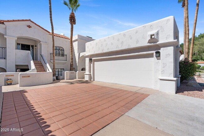 Foto del edificio - 6138 N 28th St