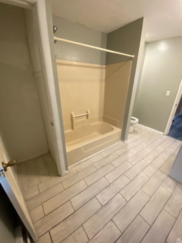 Foto del edificio - 2213 McBride Ave