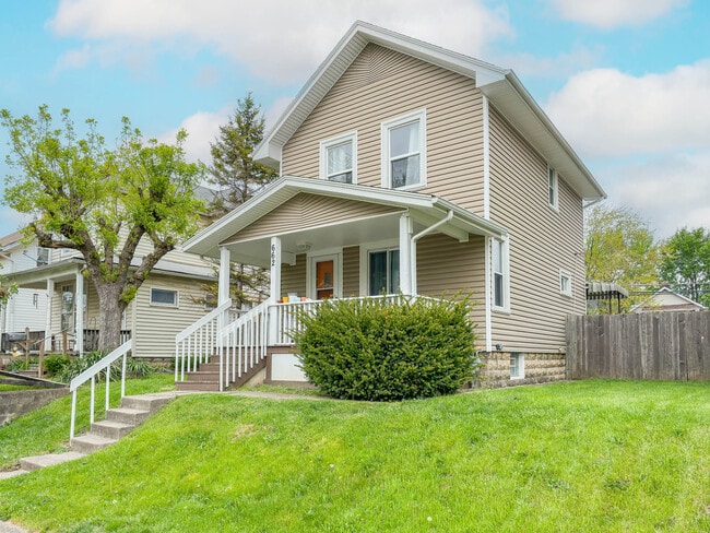 Building Photo - 662 Southwood Avenue