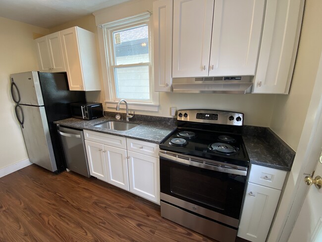 Stainless Steel Appliances - 3466 Brotherton Rd