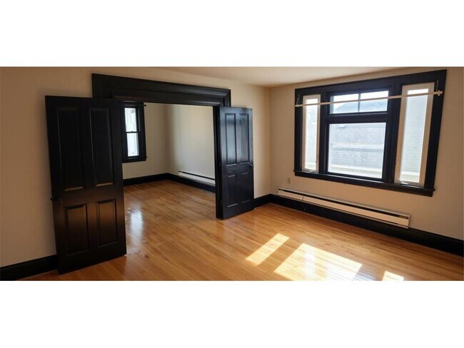 Foto del edificio - 283 Front Ave