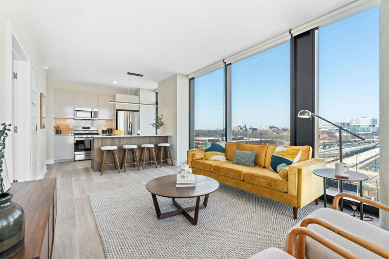 Foto principal - 1000 W Van Buren St