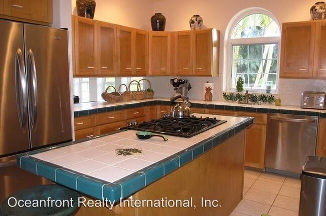 Building Photo - 3 br, 2.5 bath House - 4610 Kapuna Road #C