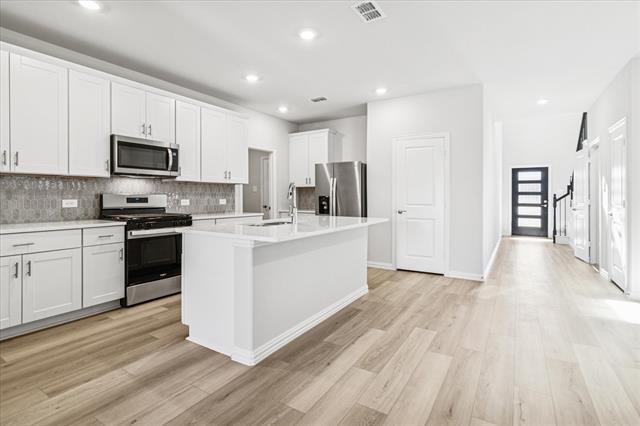 Foto del edificio - 422 Blanton St