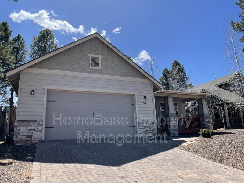 Foto principal - 533 W Nugget Trail