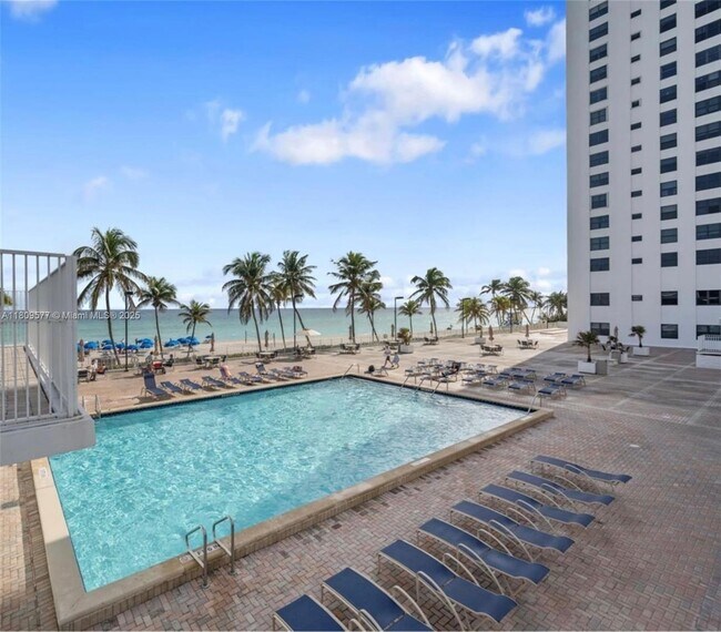Foto del edificio - 2401 S Ocean Dr
