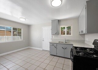 Building Photo - 6945 Saranac St