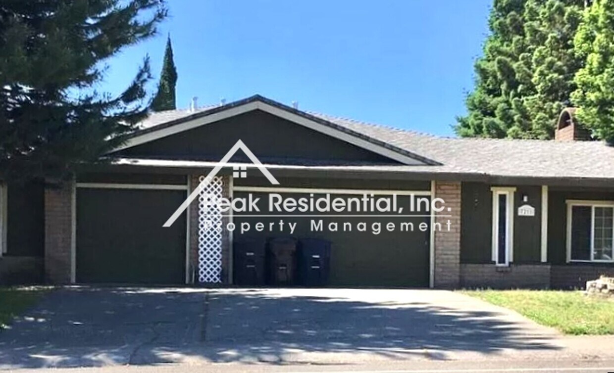 Primary Photo - Wonderful Citrus Heights 2bd/2ba Duplex wi...