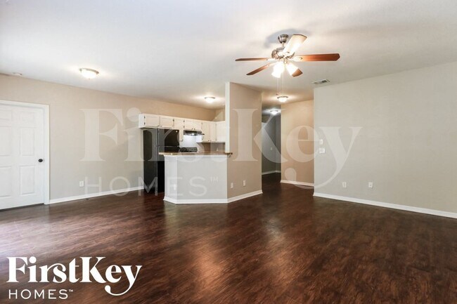 Foto del edificio - 2849 Peake St