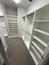 Building Photo - 5640 Larkin St