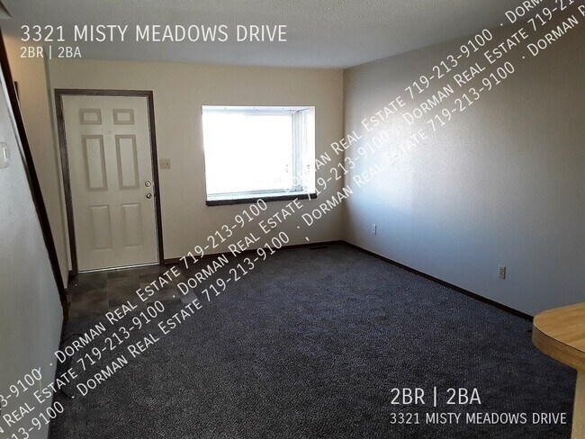 Foto del edificio - 3321 Misty Meadows Dr