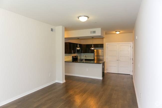 Dining Area - The Station at Manayunk