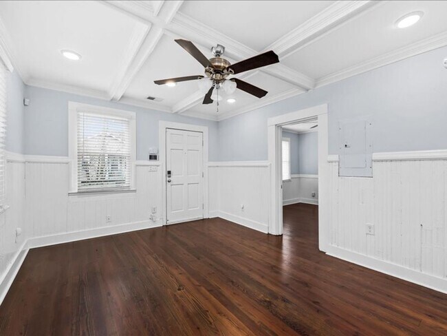 Foto del edificio - 2 Bedroom, 2 Bath Home with ADU Downtown Charleston!