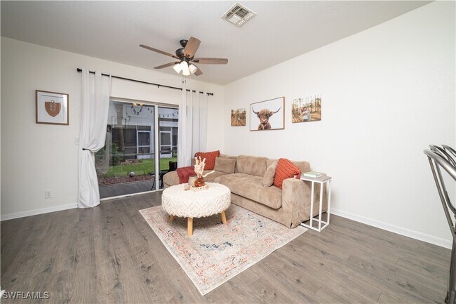 Building Photo - 10061 Lone Cypress St