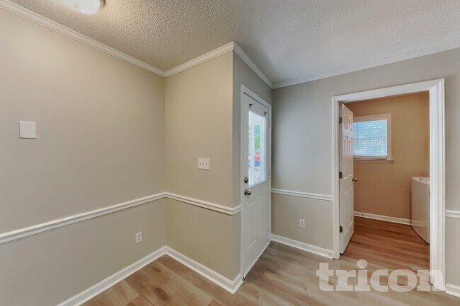 Foto del edificio - 417 Westonridge Run