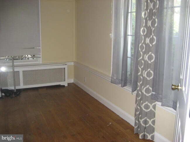 Foto del edificio - 100 Grandview Rd