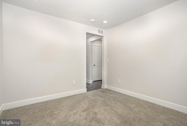 Building Photo - 3119 Herr St