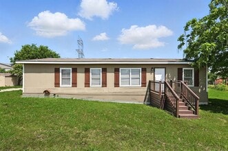 Building Photo - 144 Sun Valley Dr