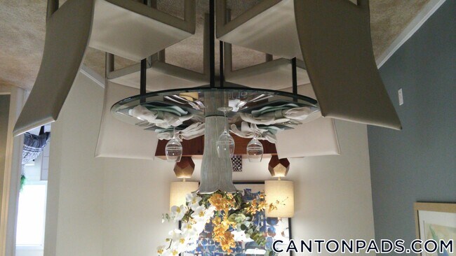 Foto del edificio - 12 Waterfall Dr