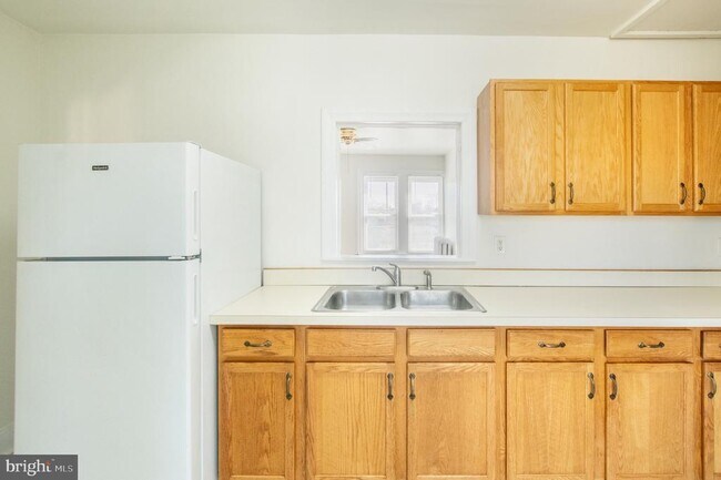 Foto del edificio - 401 W Washington St