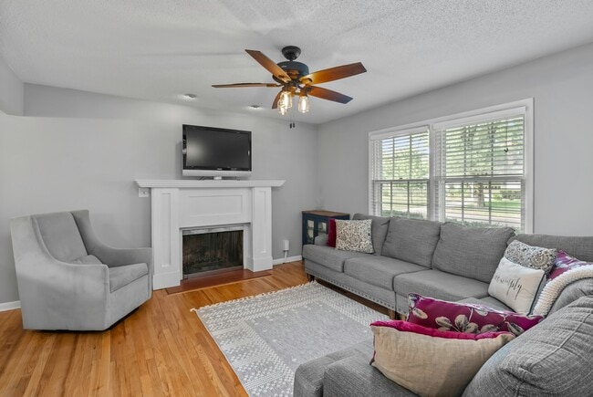 Foto del edificio - 7917 W 92nd Pl